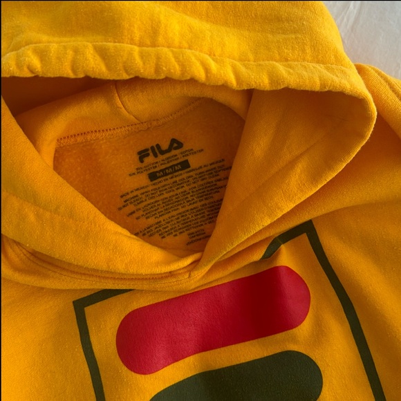 Urban Outfitter’s Exclusive M Yellow Fila Hoodie - Picture 4 of 12